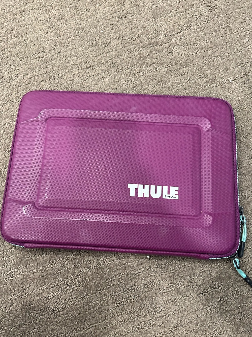 Thule Gauntlet 3.0 13" laptop sleeve